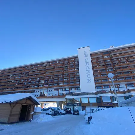 Rénové Au Pied Des Pistes Avec Balcon, Idéal Pour 2 Personnes - Fr-1-455-117 Apartamento *